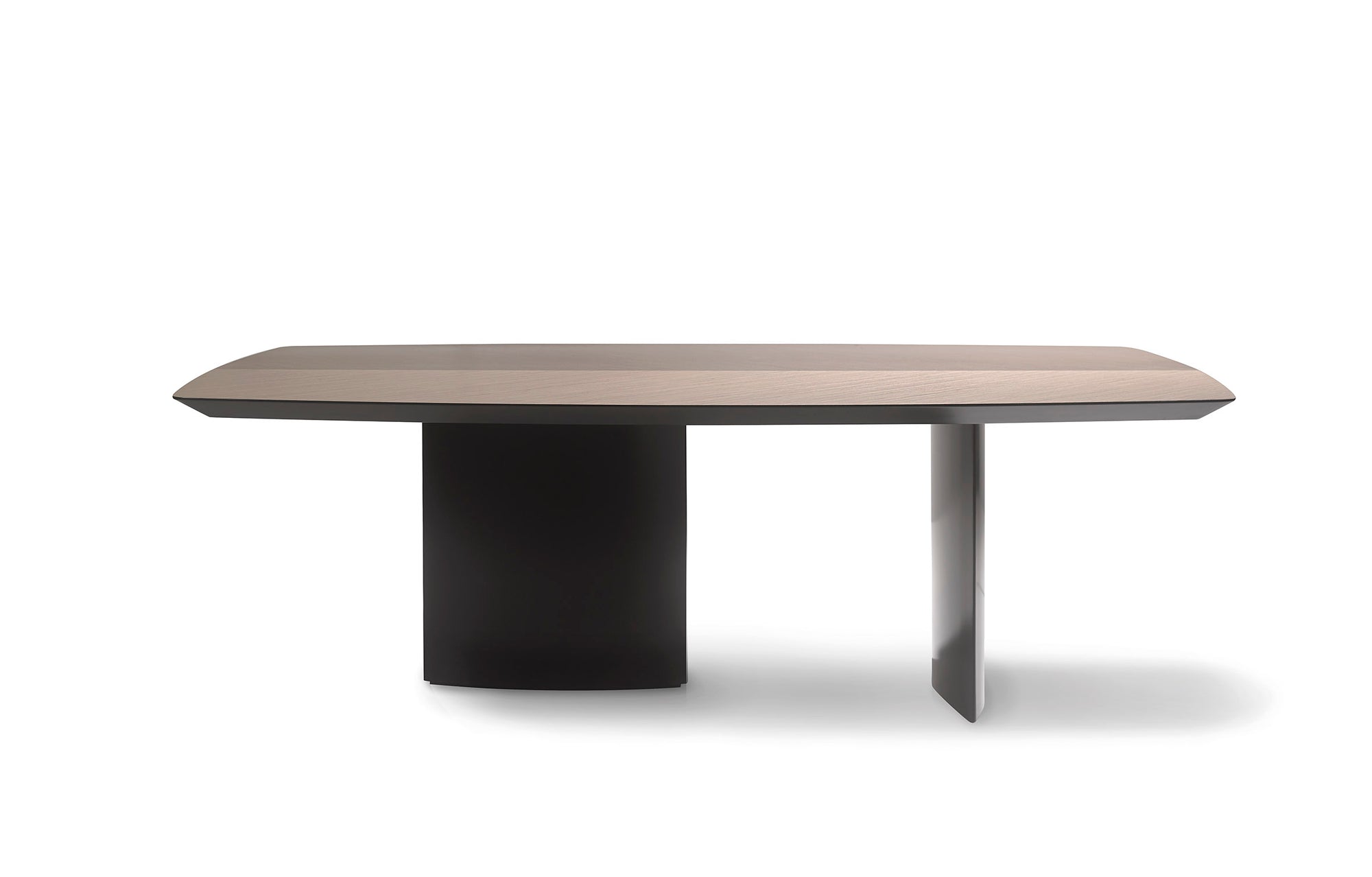 Wind Dining Table